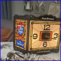 1974 Old Style Beer Stain Glass Looking Light Up Back Bar Clock Sign Heilemans