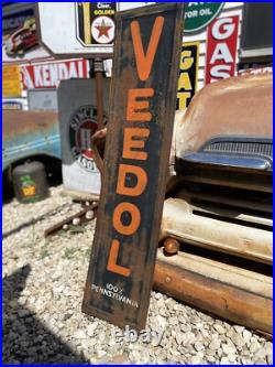 Antique Vintage Old Style Metal Veedol Gas Oil Sign Antique Vintage Old Style Metal Veedol Gas Oil Sign