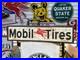 Antique-Vintage-Old-Style-Mobil-Tires-Gas-Oil-Sign-01-ke