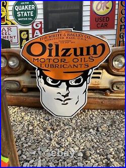 Antique Vintage Old Style Oilzum Man Gas Sign 40