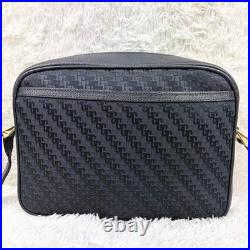 Gucci 007 115 0162 Old Style Logo Hardware Shoulder Bag Black Vintage