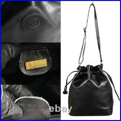 Gucci GG Logo Leather Drawstring Shoulder Bag, Vintage, Old Style Gucci GG Logo Leather Drawstring Shoulder Bag, Vintage, Old Style