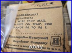 NEW Old Stock Vintage Honeywell Mid Century Modern Art Deco Style Thermostat T44