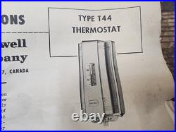 NEW Old Stock Vintage Honeywell Mid Century Modern Art Deco Style Thermostat T44
