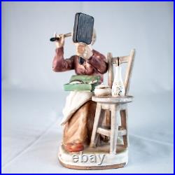 NORLEANS JAPAN Old Man Old Woman Figuerine Hairdressing Bedroom Bathroom Statue NORLEANS JAPAN Old Man Old Woman Figuerine Hairdressing Bedroom Bathroom Statue