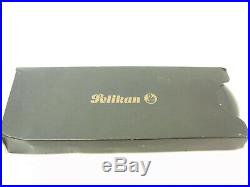 NOS vintage PELIKAN M250 Old Style Version fountain pen 14ct M nib in box