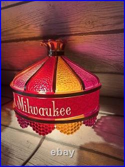 OLD MILWAUKEE Beer Ruby Beaded Stained Glass Style Lighted Wall Sconce Sign Read