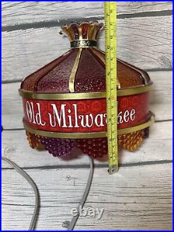OLD MILWAUKEE Beer Ruby Beaded Stained Glass Style Lighted Wall Sconce Sign Read