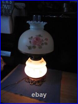 OLD Vtg Style Hurricane Double Globe 3 way Switch Lamp Light with Flowers Design