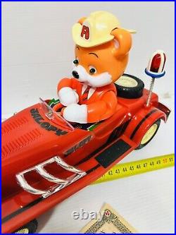 Old Style Cartoon Car Taiwan Nuova Vintage Old Style Cartoon Car Taiwan Nuova Vintage