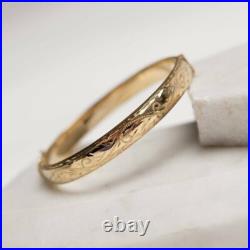 Old Style New Style 14k Yellow Gold Plated 7.5 Bangle Bracelet Unisex Old Style New Style 14k Yellow Gold Plated 7.5 Bangle Bracelet Unisex