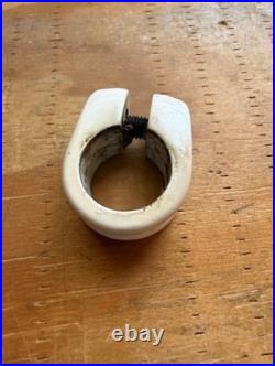 Old school vintage 80s Bmx free style GT seatpost clamp 25.4 used white(hutch)