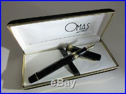 Omas Paragon Old Style Black Celluloid Medium 18K Gold Nib Fountain Pen Vintage