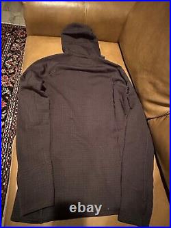 Patagonia R1 Hoody. Original Style, old school version. New With Tags. Size S