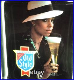 RARE VINTAGE HEILEMAN'S OLD STYLE BEER LIGHTED SIGN DO IT WITH STYLE 16.5 x 10.5 RARE VINTAGE HEILEMAN'S OLD STYLE BEER LIGHTED SIGN DO IT WITH STYLE 16.5 x 10.5