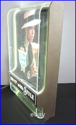 RARE VINTAGE HEILEMAN'S OLD STYLE BEER LIGHTED SIGN DO IT WITH STYLE 16.5 x 10.5 RARE VINTAGE HEILEMAN'S OLD STYLE BEER LIGHTED SIGN DO IT WITH STYLE 16.5 x 10.5