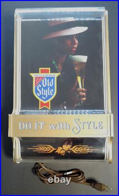 RARE VINTAGE HEILEMAN'S OLD STYLE BEER LIGHTED SIGN DO IT WITH STYLE 16.5 x 10.5 RARE VINTAGE HEILEMAN'S OLD STYLE BEER LIGHTED SIGN DO IT WITH STYLE 16.5 x 10.5