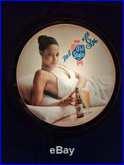 Rare Old Style Beer Do It Style Woman Lady Black Lighted Sign Vintage