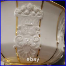 Rare Vintage Old Paris Style Raised Greek Design Footed Bowl Gilt Rim D 7 1/2