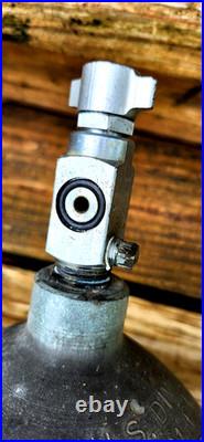 Rare Vintage US Divers Steel Tank with old style USD Valve Aqua-Lung