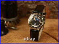 Russian USSR Cosmic style vintage OLD stock NEW watch Luch Lunnik MOON calendar