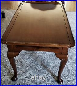 STATTON OLD TOWNE SOLID CHERRY QUEEN ANNE STYLE COFFEE TABLE withpull outs