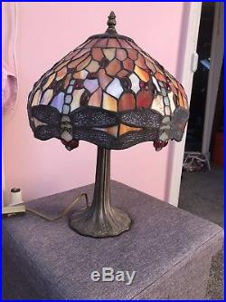 Stunning Old Vintage Retro 1980s Dragonfly Design Tiffany Style Table Lamp Light