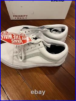 VANS OLD SKOOL USPS VN0A5KRFJZ28 WHITE SIZE U. S 3.5 BRAND NEW Denim/White style