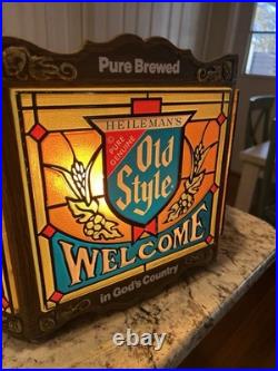 VINTAGE 1975 HEILEMAN'S OLD STYLE BEER STAINED GLASS PLASTIC LIGHT-UP SIGN Rare
