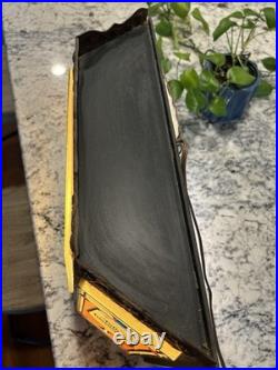 VINTAGE 1975 HEILEMAN'S OLD STYLE BEER STAINED GLASS PLASTIC LIGHT-UP SIGN Rare