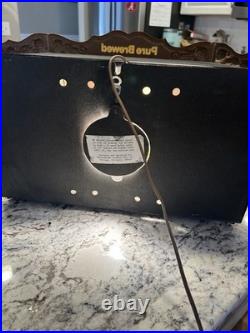 VINTAGE 1975 HEILEMAN'S OLD STYLE BEER STAINED GLASS PLASTIC LIGHT-UP SIGN Rare