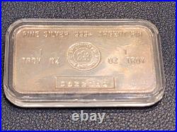 VINTAGE 1oz RCM Royal Canadian Mint. 999 Silver Bar! Old Style