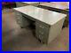 VINTAGE-OLD-STYLE-TANK-DESK-by-STEELCASE-OFFICE-FURNITURE-in-GRAY-METAL-01-isvh