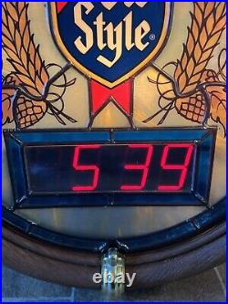 (VTG) 1988 Old Style Beer Stain Glass Looking Light Up Back Bar Clock Sign Pub