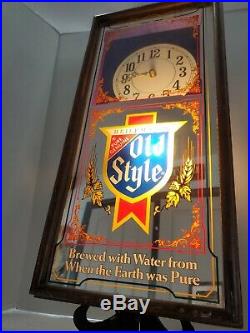 (VTG) Old Style Beer Illuminated Light Up Wall Hanging Clock Sign Game Room RARE