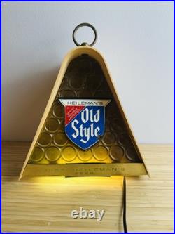 Vintage 1960 Heileman Old Style Light Lighted Beer Bar Sign READ DESCRIPTION Vintage 1960 Heileman Old Style Light Lighted Beer Bar Sign READ DESCRIPTION