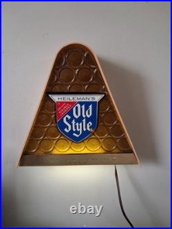 Vintage 1960 Heileman's Old Style Lighted Beer Sign 1853 Working Some Damage