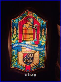 Vintage 1979 Heilemans Old Style Beer Tiffany Style Face Light Up Sign
