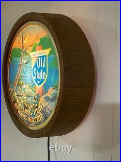 Vintage 1983 Old Style Beer Sign Lighted Waterfall Barrel Light Up Sign