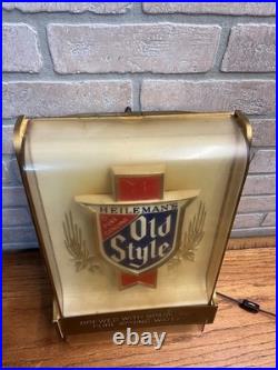 Vintage 1984 Heilman's Old Style Beer Lighted Bar Sign Wisconsin