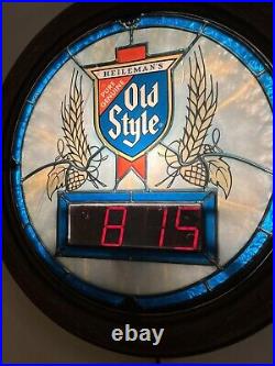 Vintage 1988 Old Style Beer Stained Glass (plastic) Digital Light Up Clock Sign