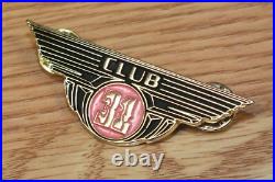 Vintage Black & Gold Tone Club 31 Old Style Baskin Robbins Employee Lapel Pin