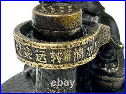 Vintage Bronze Color Metal Old Style Dressing Kid Grinding Pose Statue ws4742