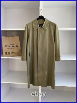 Vintage Burberry trench coat old money style