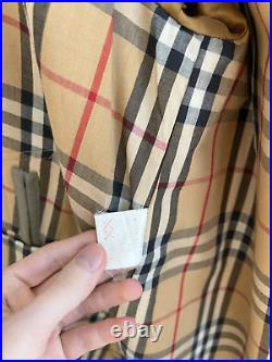 Vintage Burberry trench coat old money style