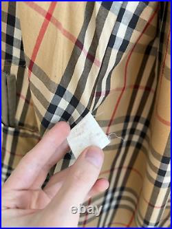 Vintage Burberry trench coat old money style