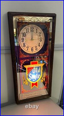 Vintage Heileman's Old Style Beer Lighted Clock Mirror Vintage Heileman's Old Style Beer Lighted Clock Mirror