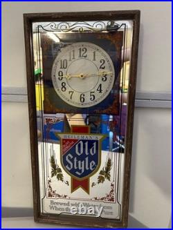 Vintage Heileman's Old Style Beer Lighted Clock Mirror Vintage Heileman's Old Style Beer Lighted Clock Mirror