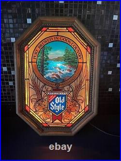 Vintage Heileman's Old Style Beer Lighted Sign Motion Illuminated Wall