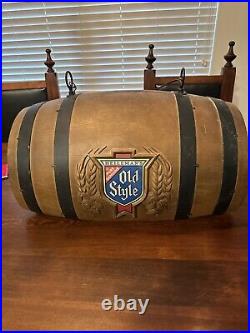 Vintage Heileman's Old Style Beer Pure Genuine Hanging Barrel Light